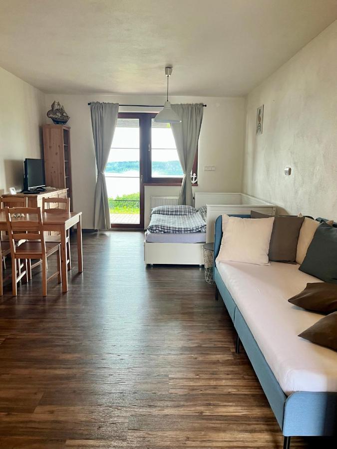 פרימבורק Apartman Plachetnice מראה חיצוני תמונה